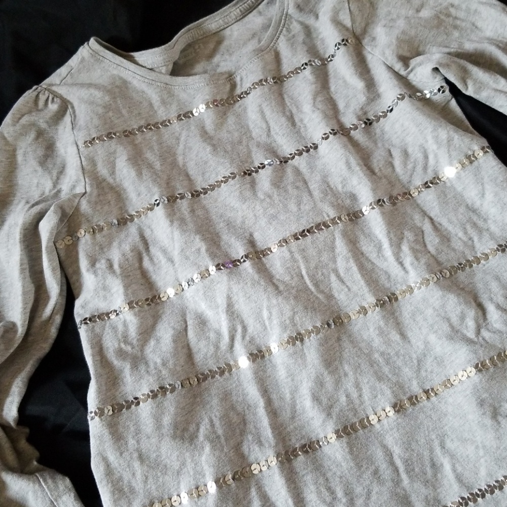 Hardly worn blouses, my kids wear polos 4 school